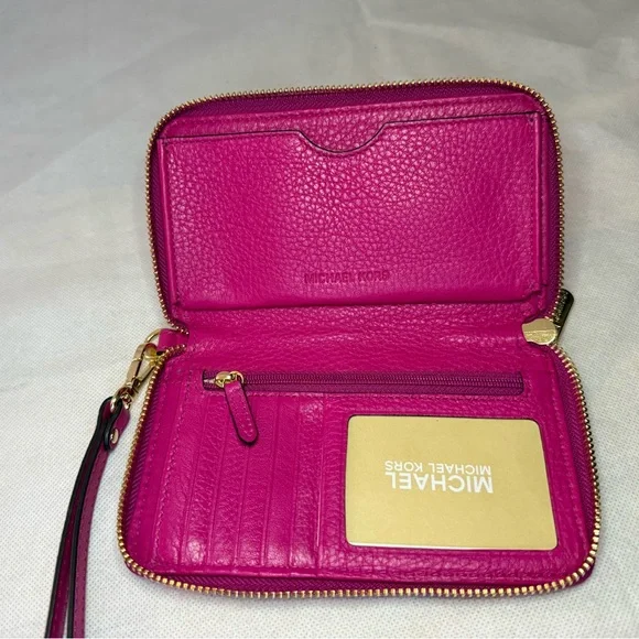 Michael Kors Jet Set Travel Wristlet Wallet Hot Pink Leather Phone Clutch - Picture 2 of 13